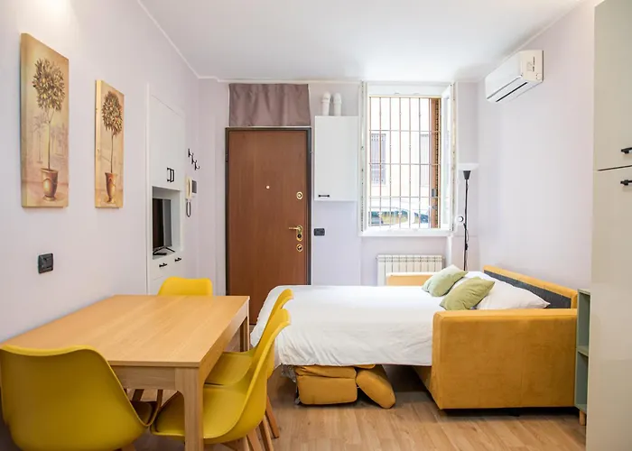 Pasteur Flat